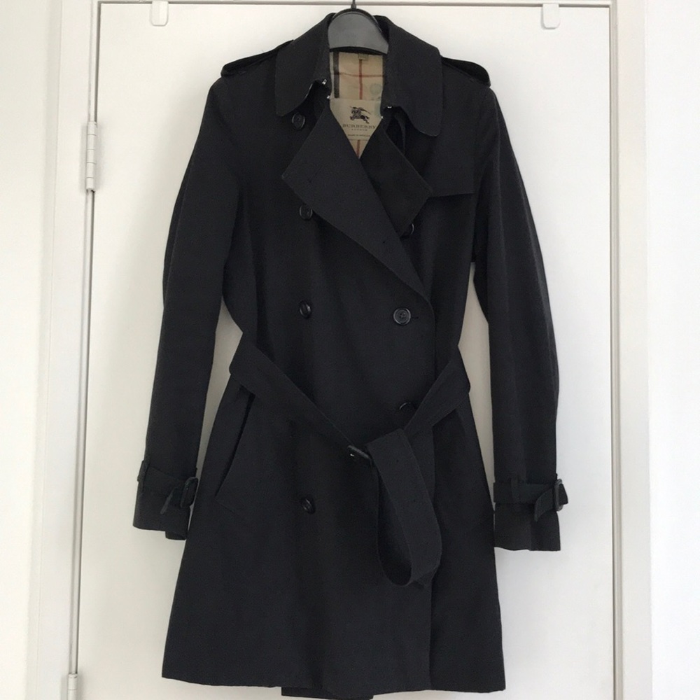 Burberry black trench coat with belt